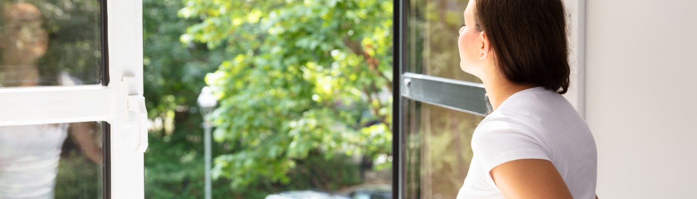 strony świata nieruchomości , okna na wschód